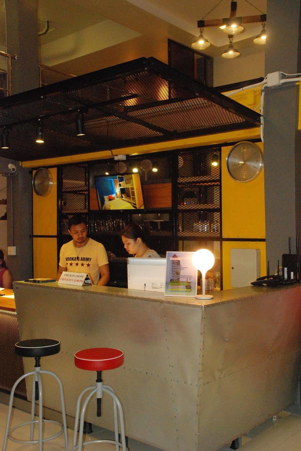 Oyes Hostel Krabi town Exterior foto