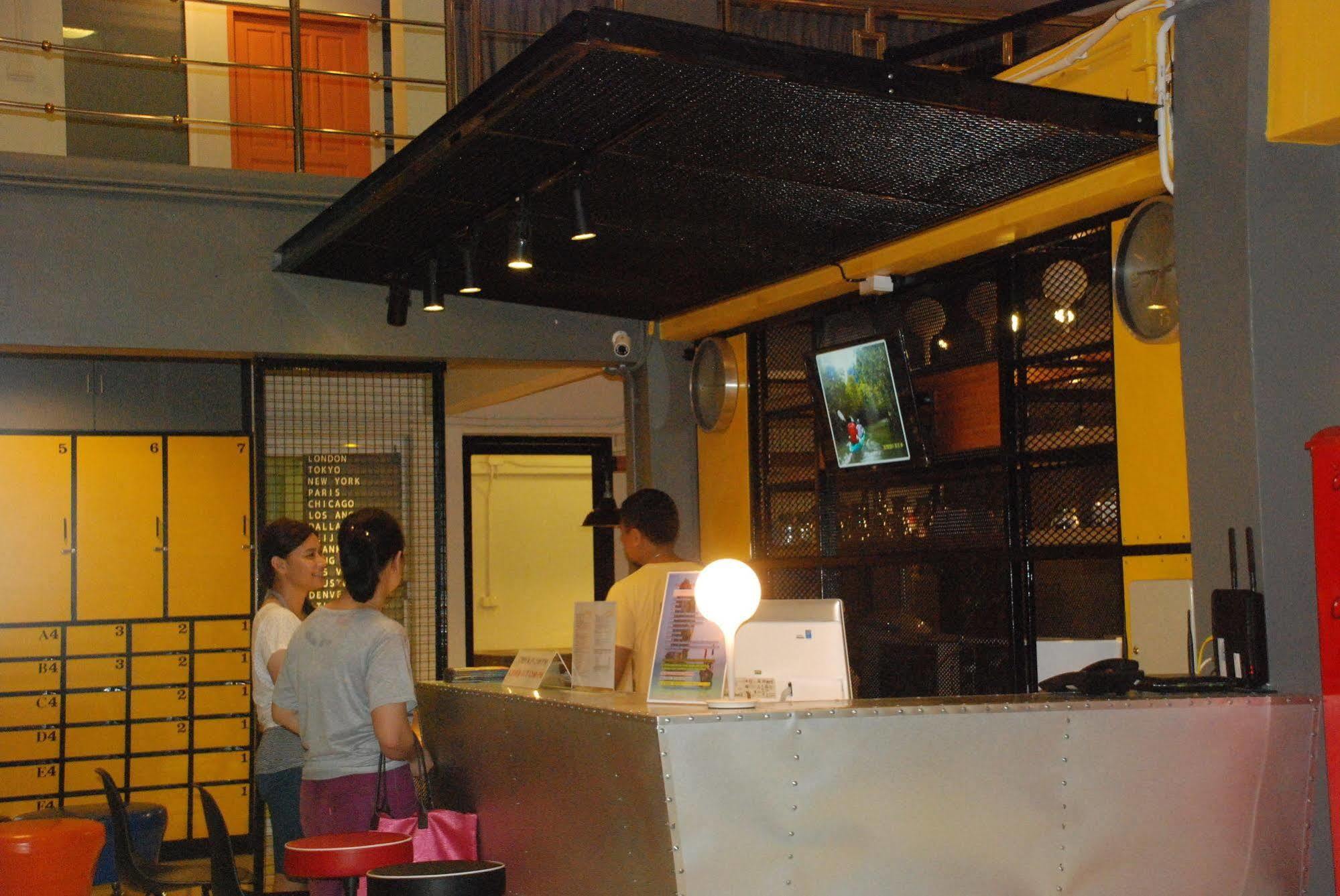 Oyes Hostel Krabi town Exterior foto